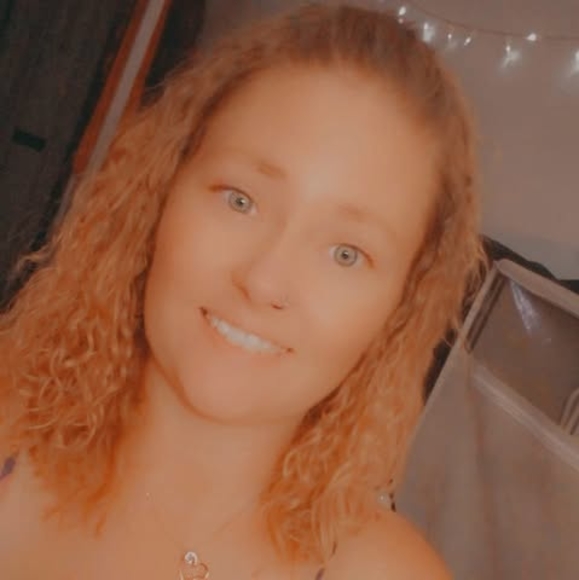 Meet your Posher, Ashley - Picture 1 of 1